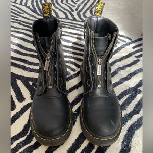 Dr Martens Pascal 1460 Boots